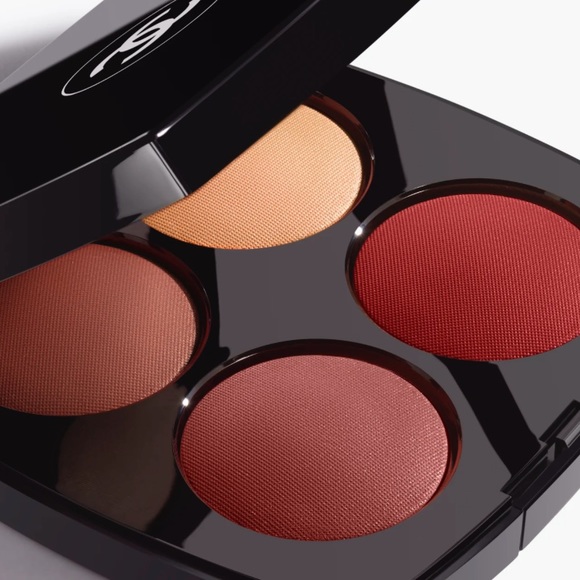 Chanel Les 4 Rouges Yeux Et Joues Eyeshadow and Blush Palette Limited Edition - Picture 4 of 9